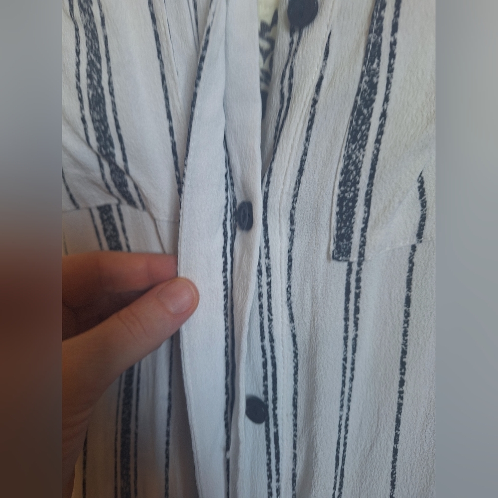 Kismet sheer white & black vest/cardigan size M - Picture 4 of 8